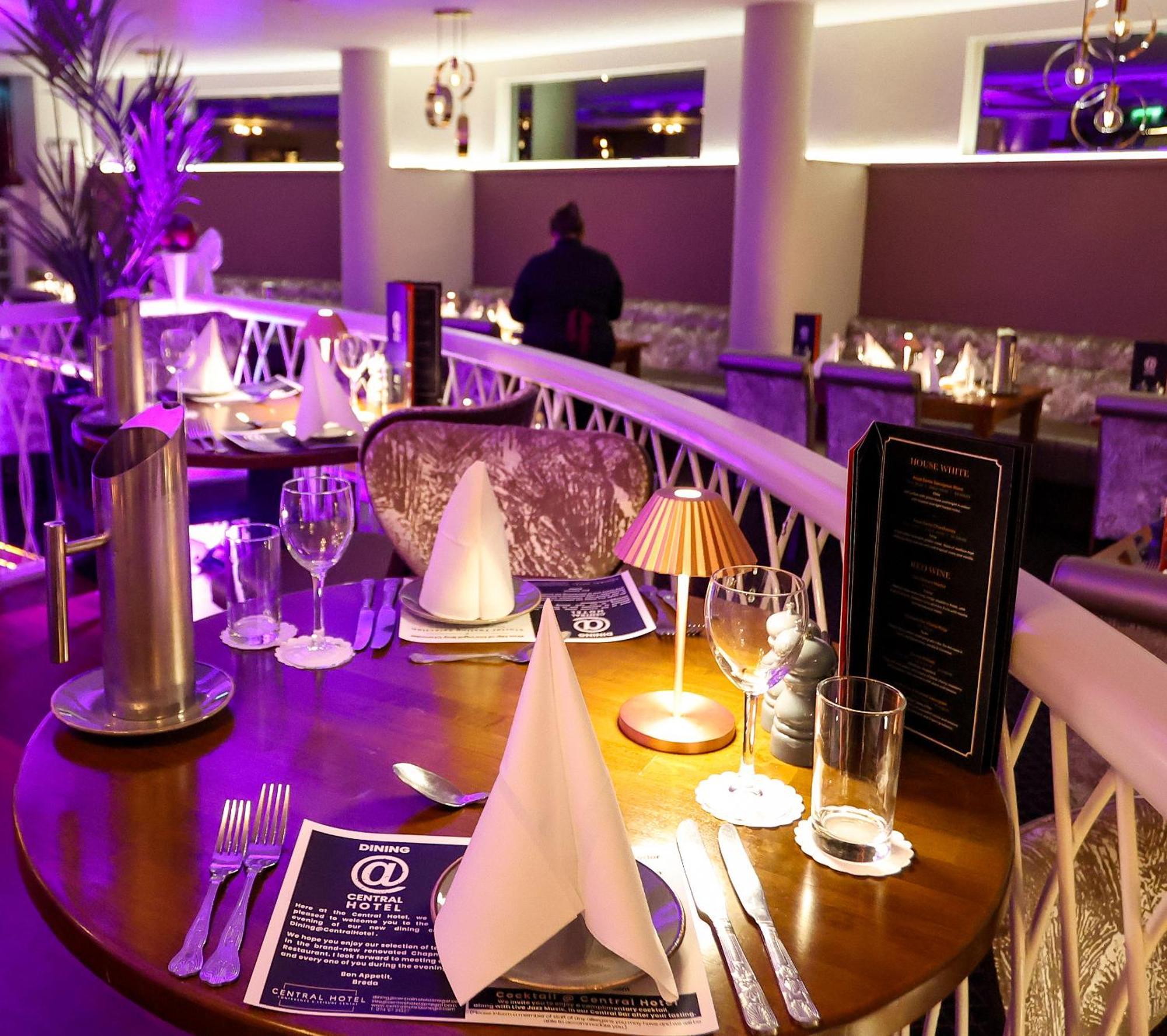 Donegal Town Central Hotel Donegal מראה חיצוני תמונה