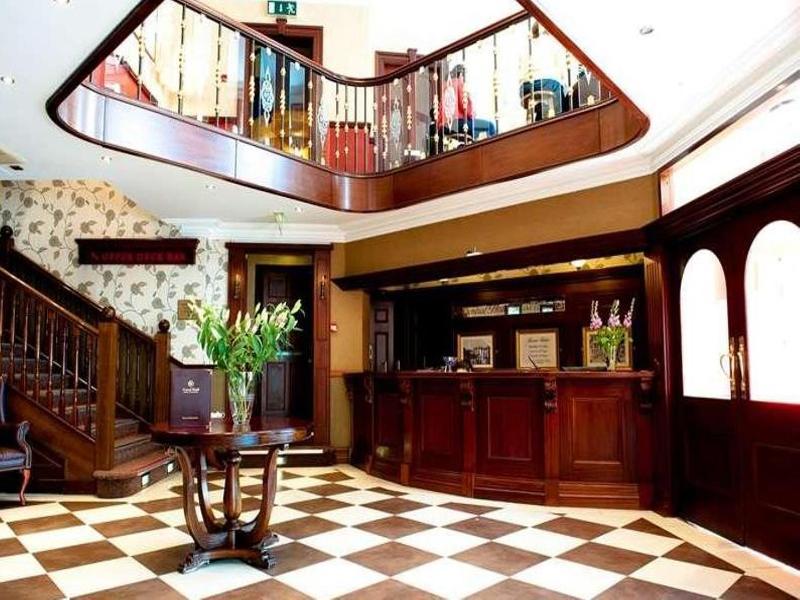 Donegal Town Central Hotel Donegal מראה חיצוני תמונה
