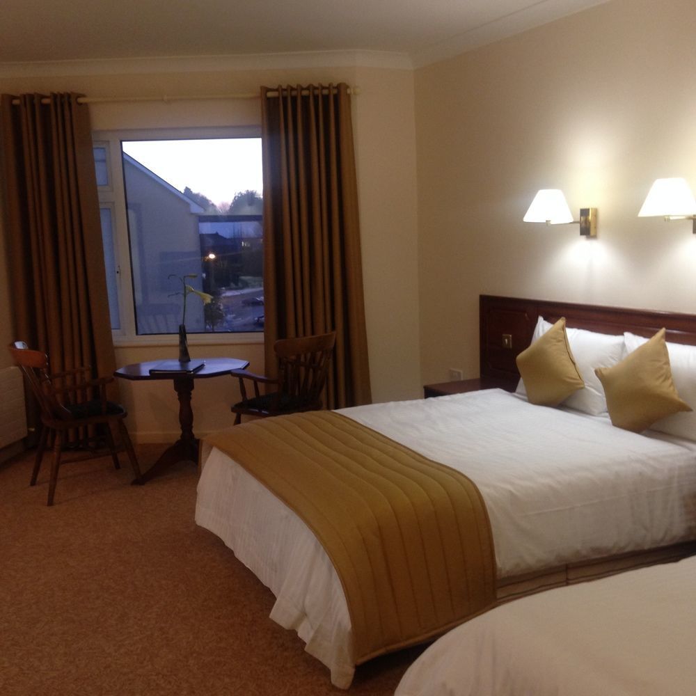 Donegal Town Central Hotel Donegal מראה חיצוני תמונה