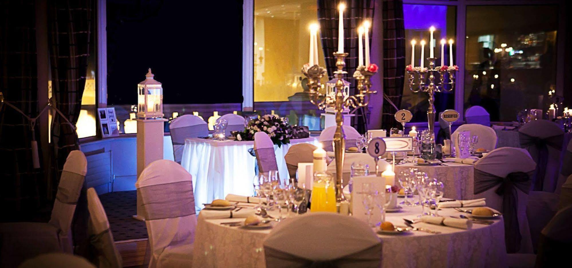 Donegal Town Central Hotel Donegal מראה חיצוני תמונה